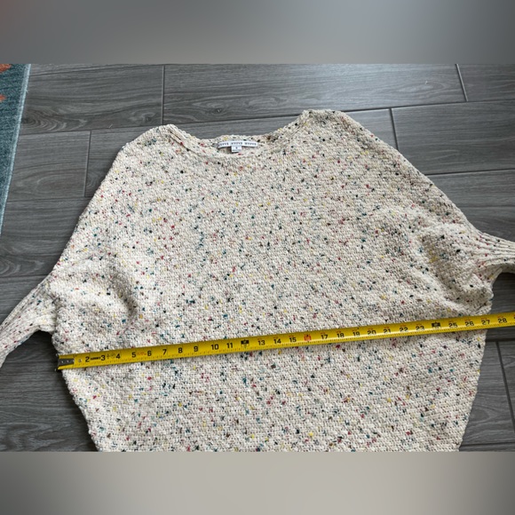 HYFVE| Women’s Super Soft Cream Speckled Crewneck Sweater, Size Small••• - Picture 11 of 14